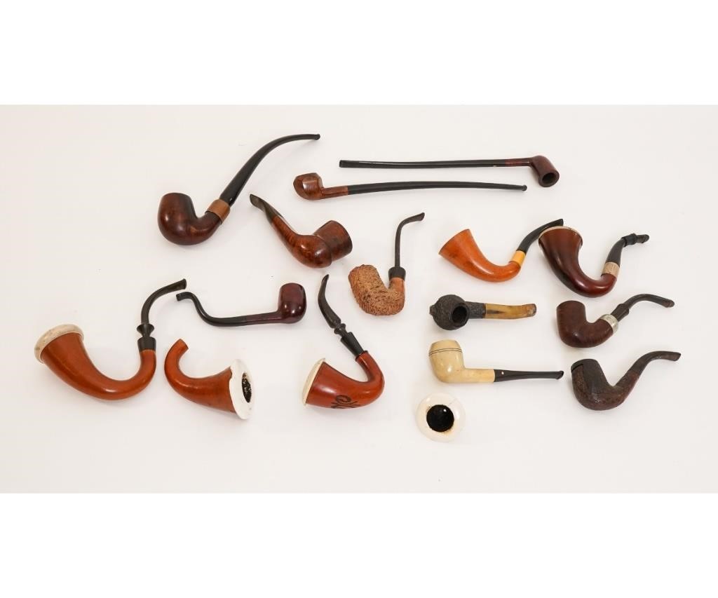 Fifteen pipes of various makers