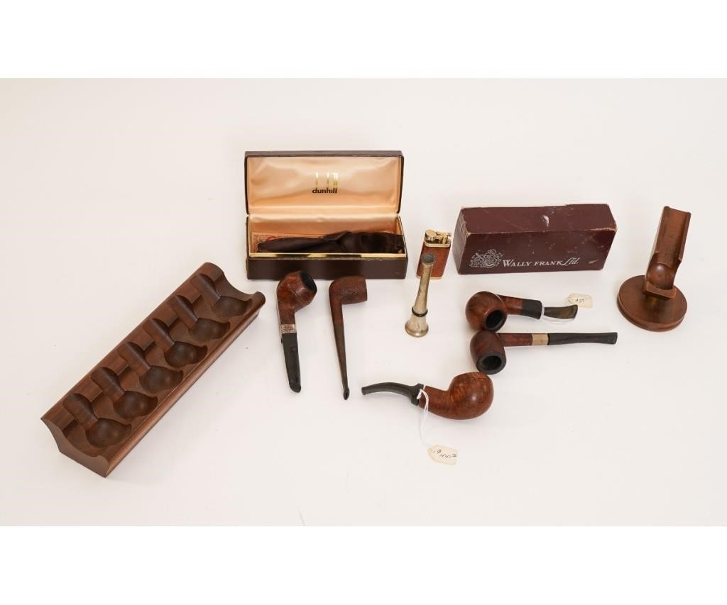 Walnut pipe holder with pipes to 28ad65