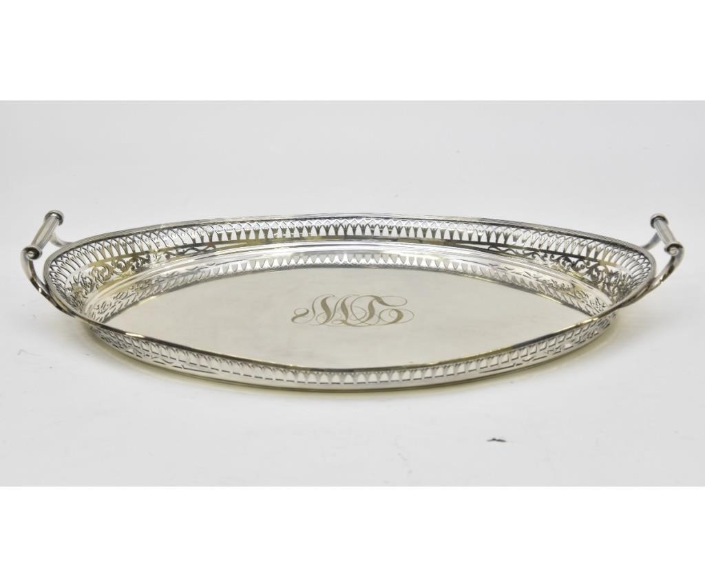 Fine silver plate oval serving 28b011