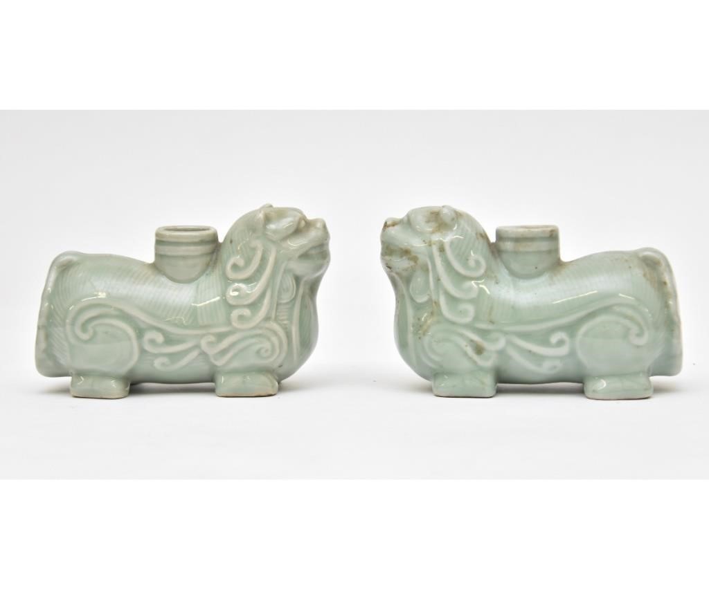 Pair of Chinese celadon dog form 28b043