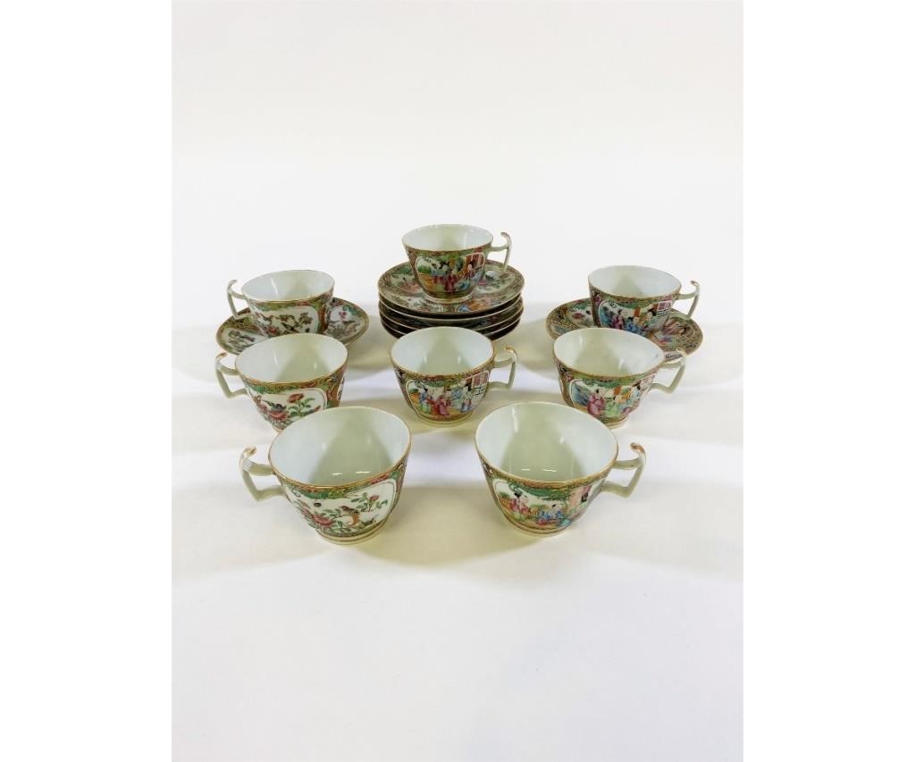 Eight Rose Medallion cups and saucers  28b0b0