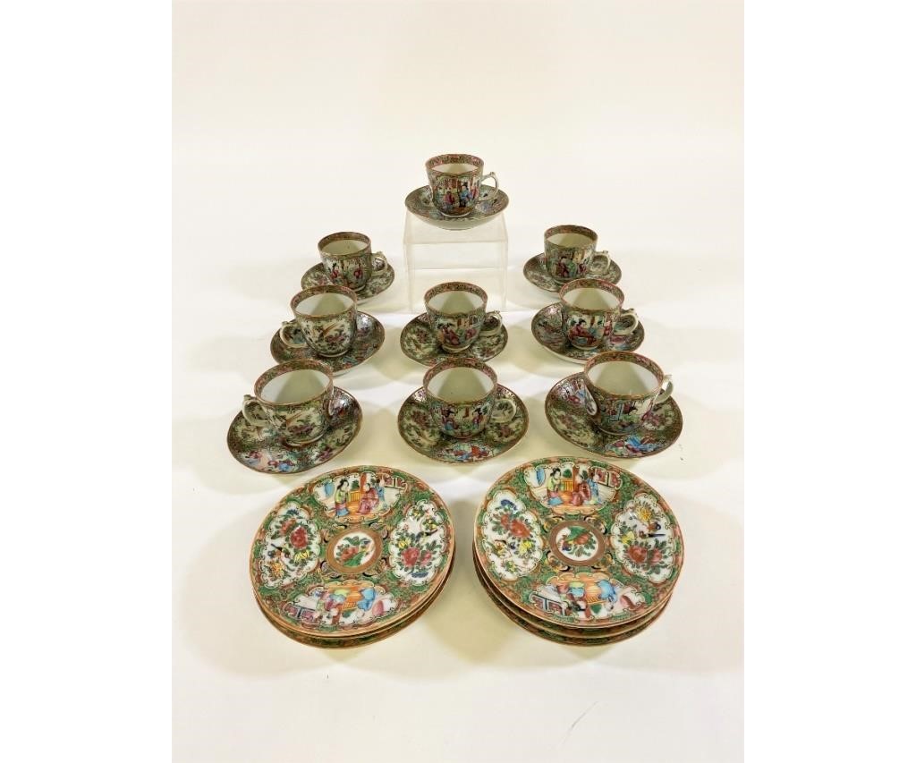 Nine Rose Medallion cups and saucers  28b0bb