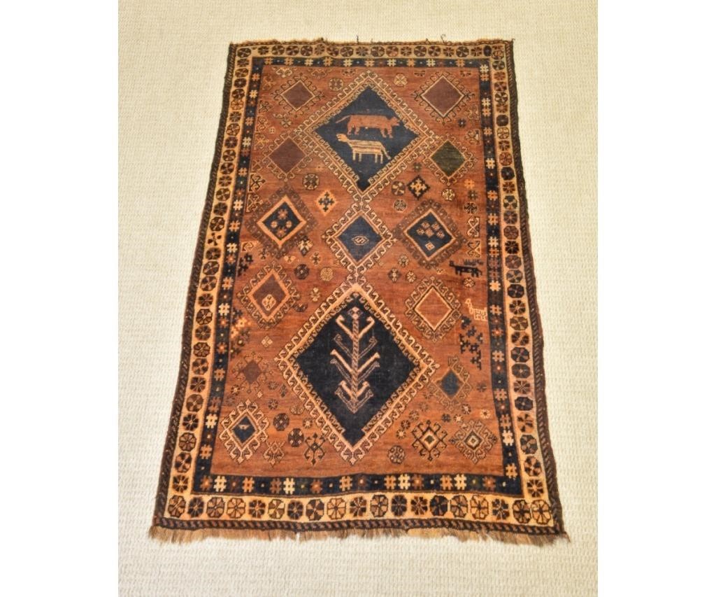 Tribal hall carpet with animals 28b491