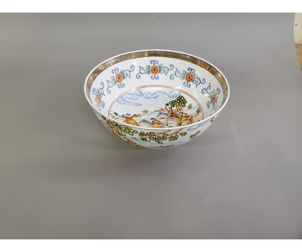 Chinese porcelain bowl decorated 28b4d7