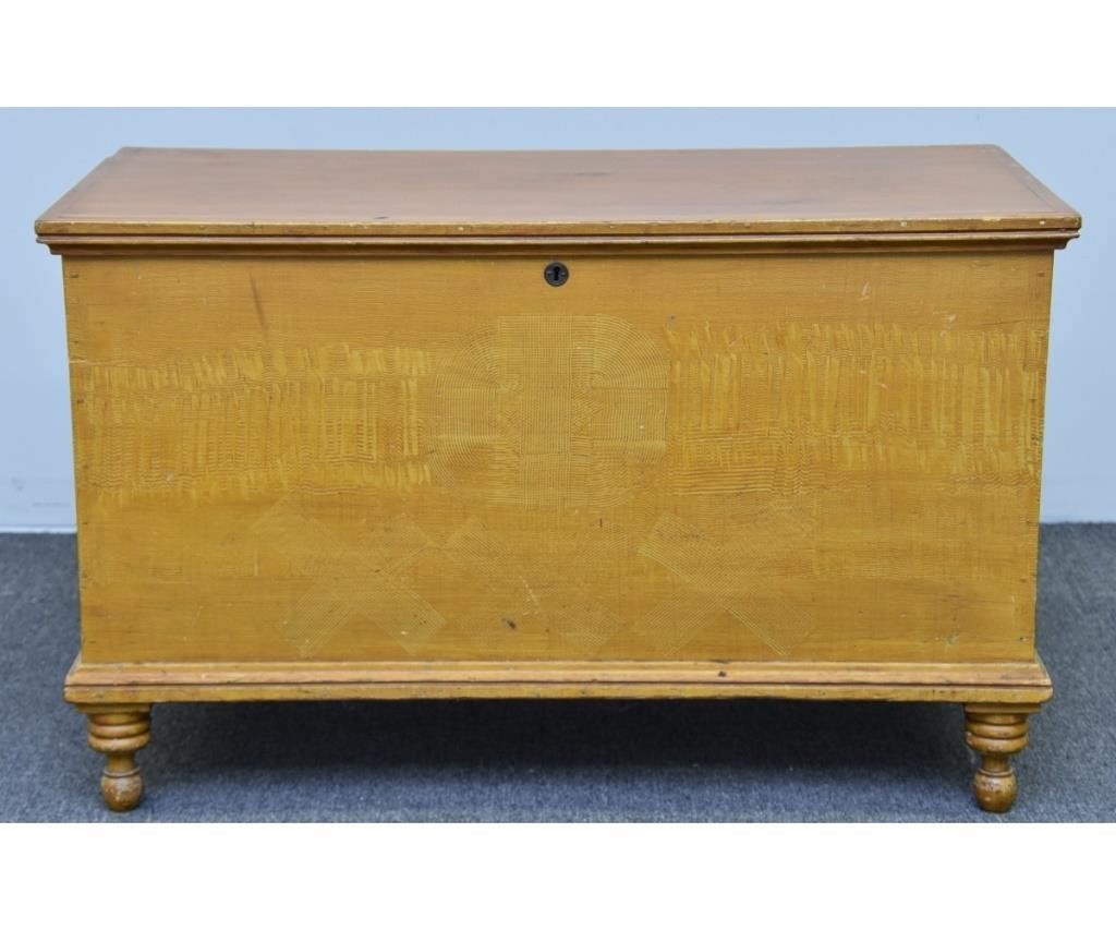 Grain painted blanket chest, circa