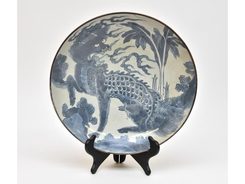 Large Chinese blue and white Ming 28b6e3