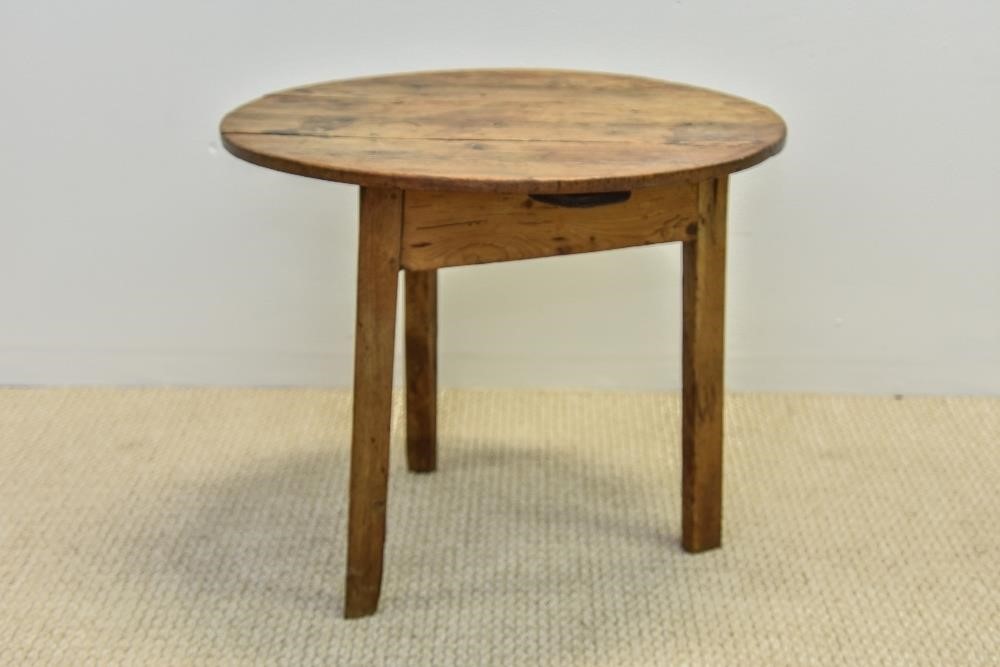 Country yellow pine cricket table,