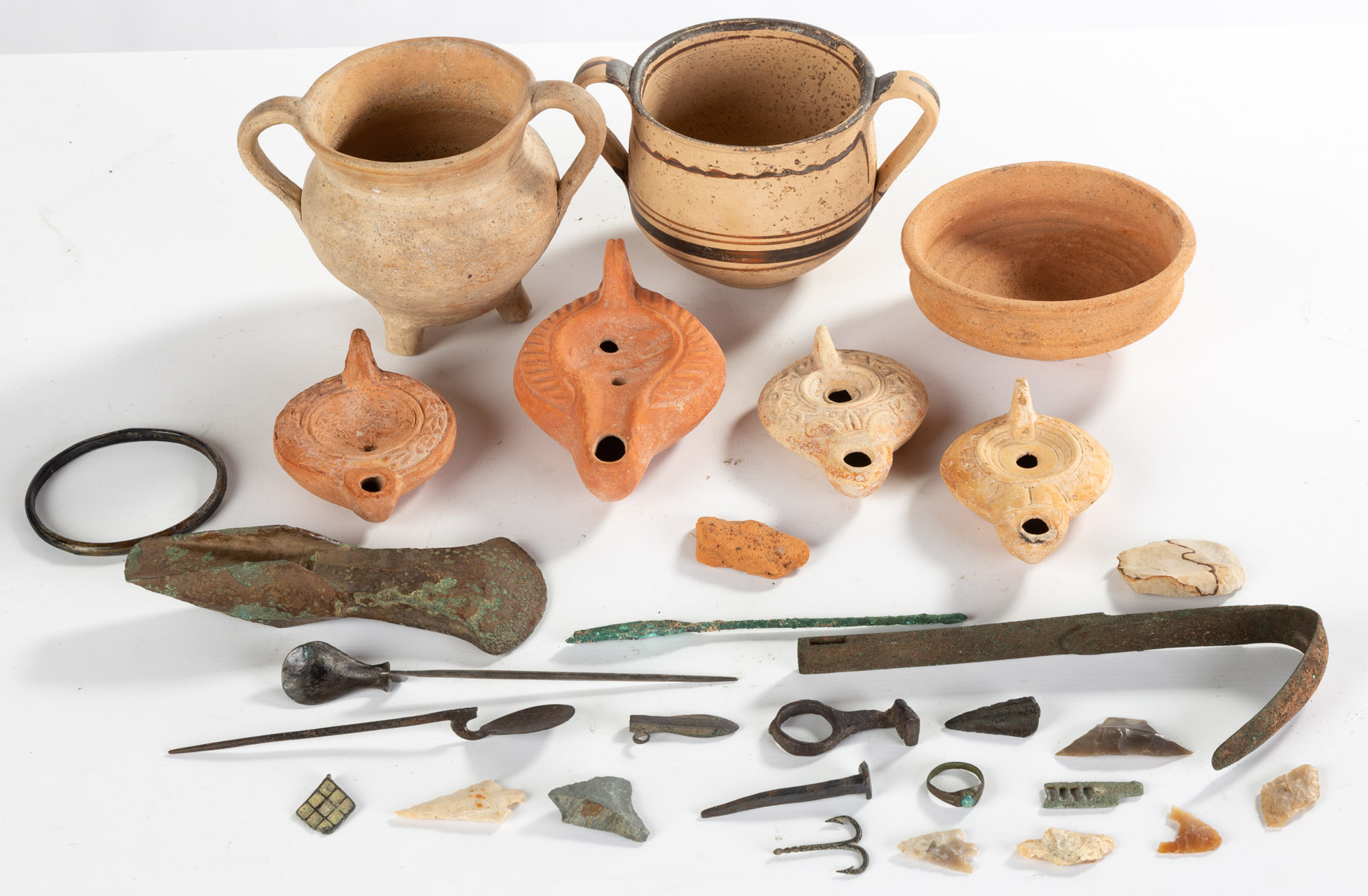 GROUP OF ANTIQUITIES including