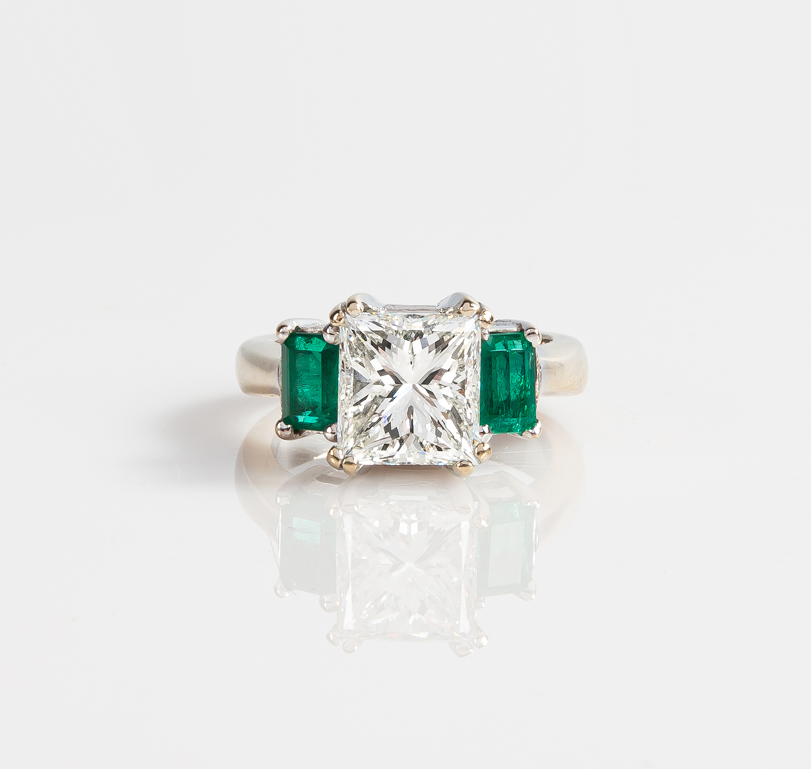 LADY S 3 81 CT DIAMOND EMERALD 28bd7e