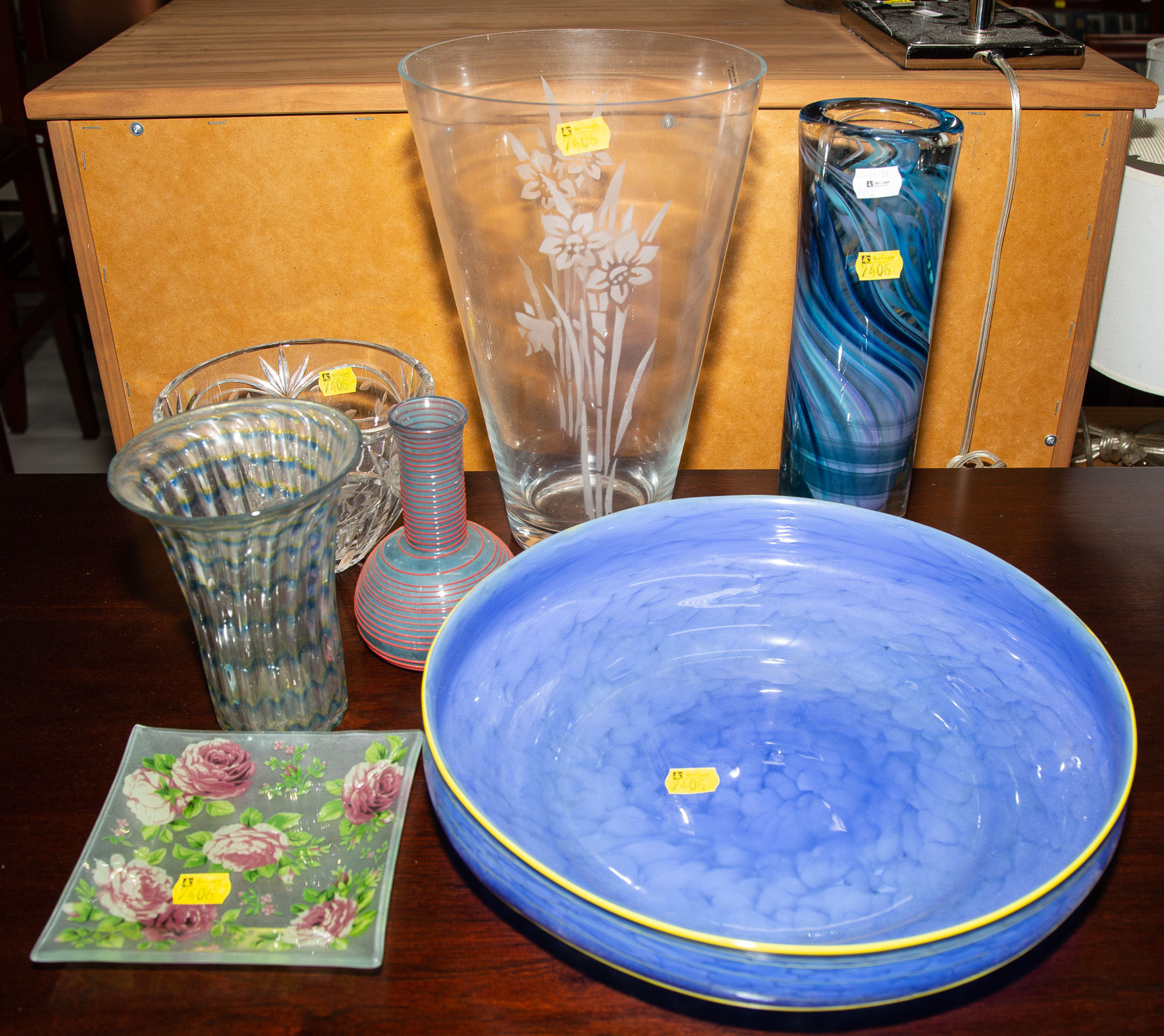 SIX PIECES OF ART GLASS & A GORHAM BOWL