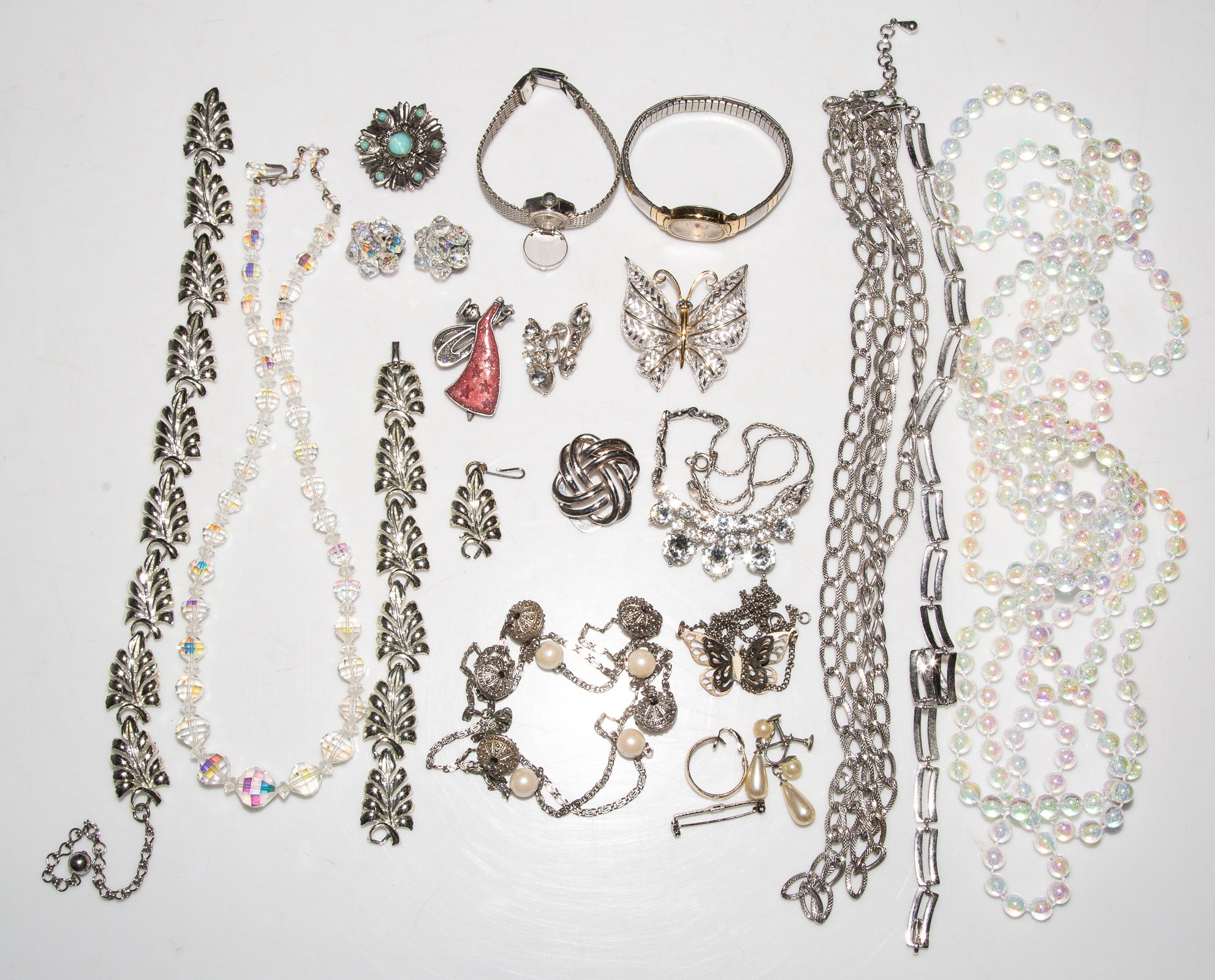 COLLECTION OF VINTAGE FASHION JEWELRY