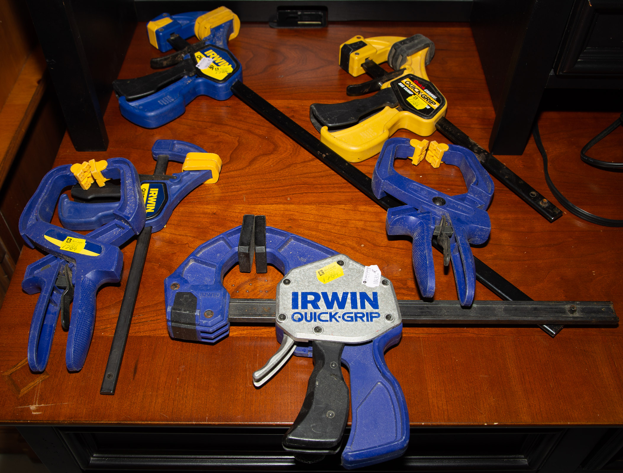ASSORTMENT OF SIX IRWIN HAND CLAMPS
