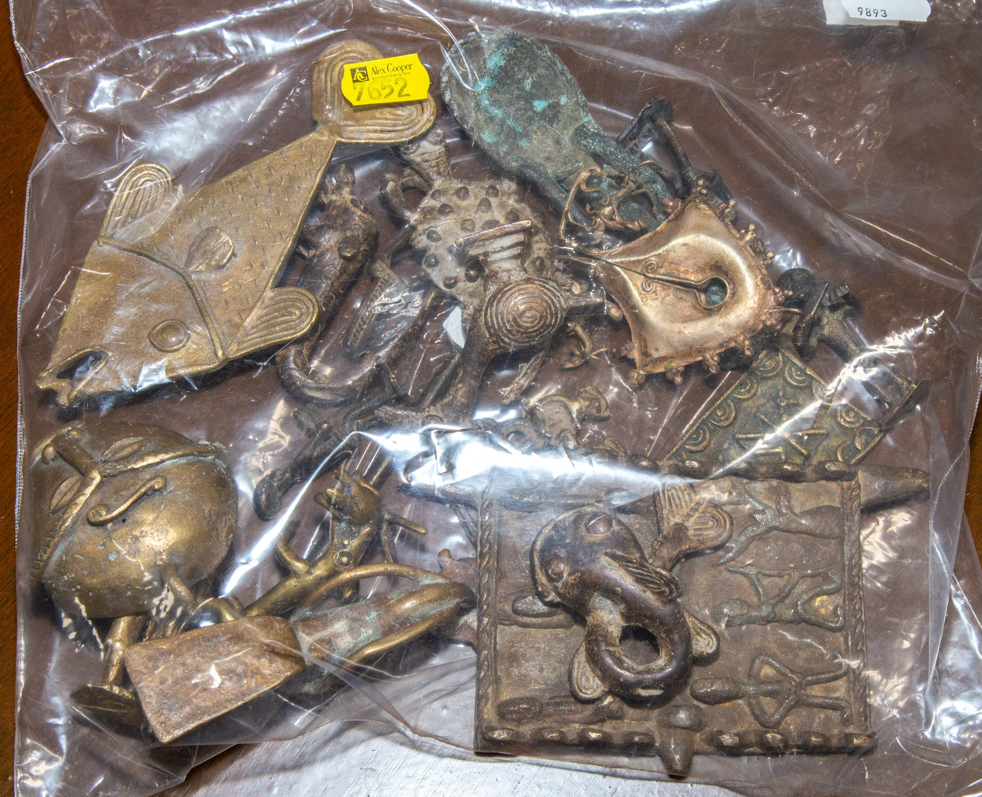 GROUP OF AFRICAN COPPER ALLOY ITEMS 289807