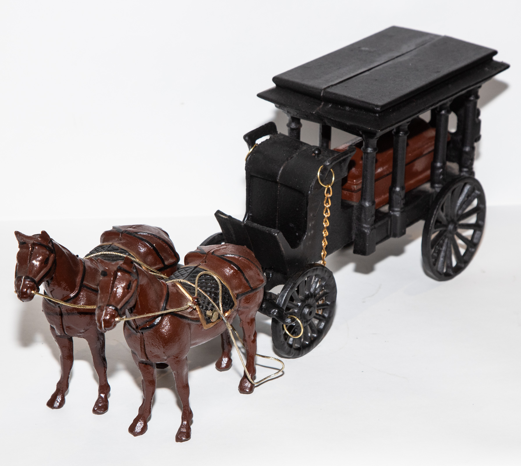 PAINTED CAST IRON HORSE DRAWN HEARSE 2898ce