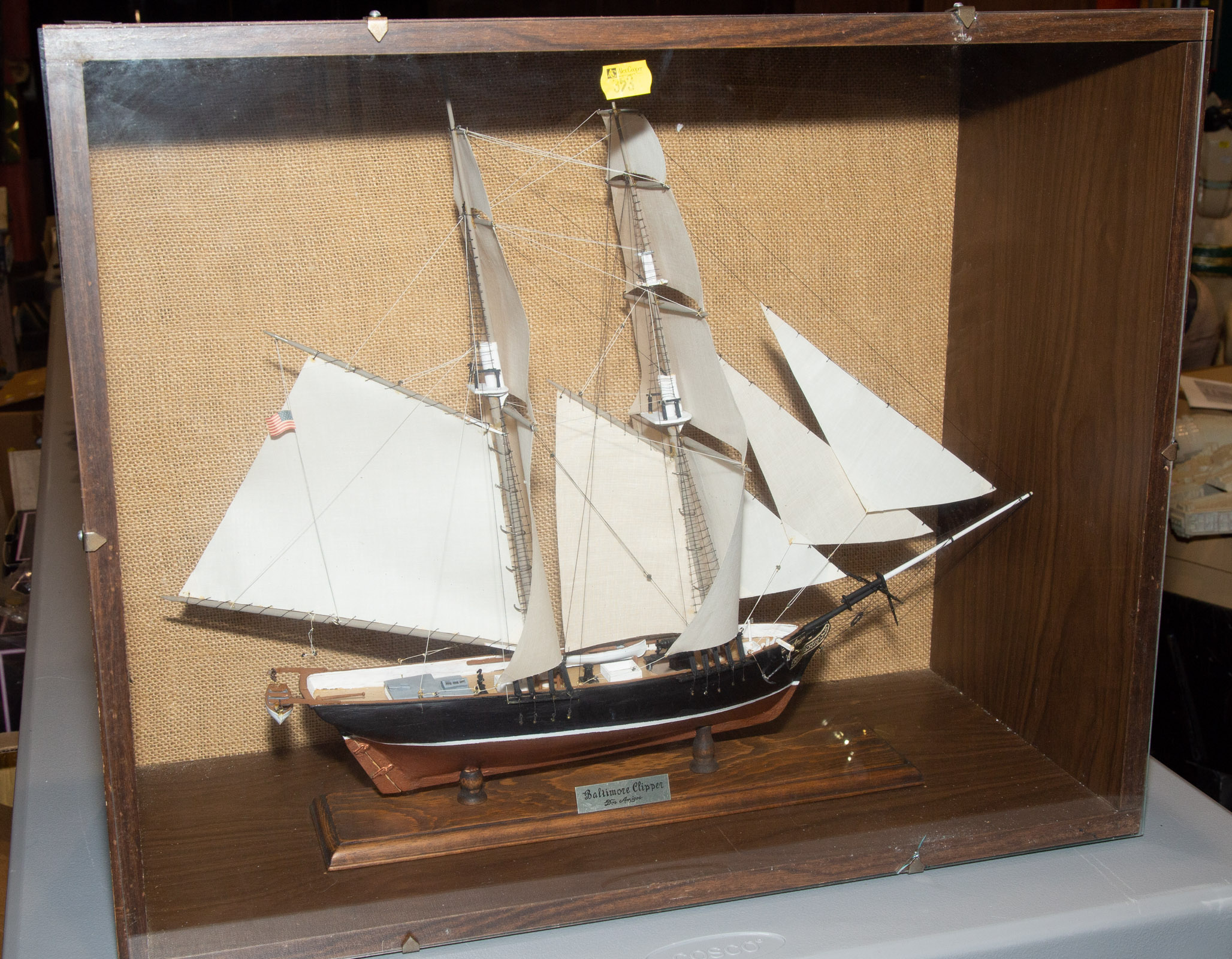 BALTIMORE CLIPPER SHIP MODEL IN