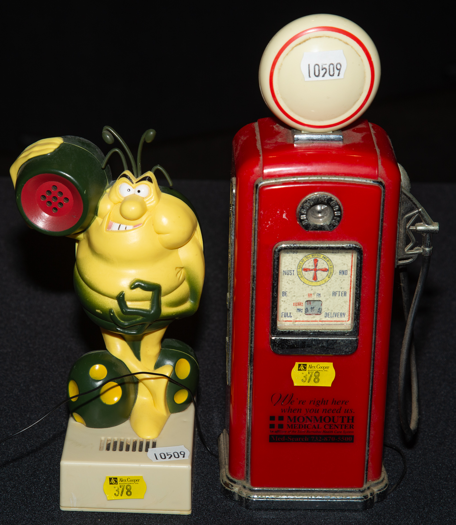 GAS PUMP TELEPHONE & COMICAL BUG