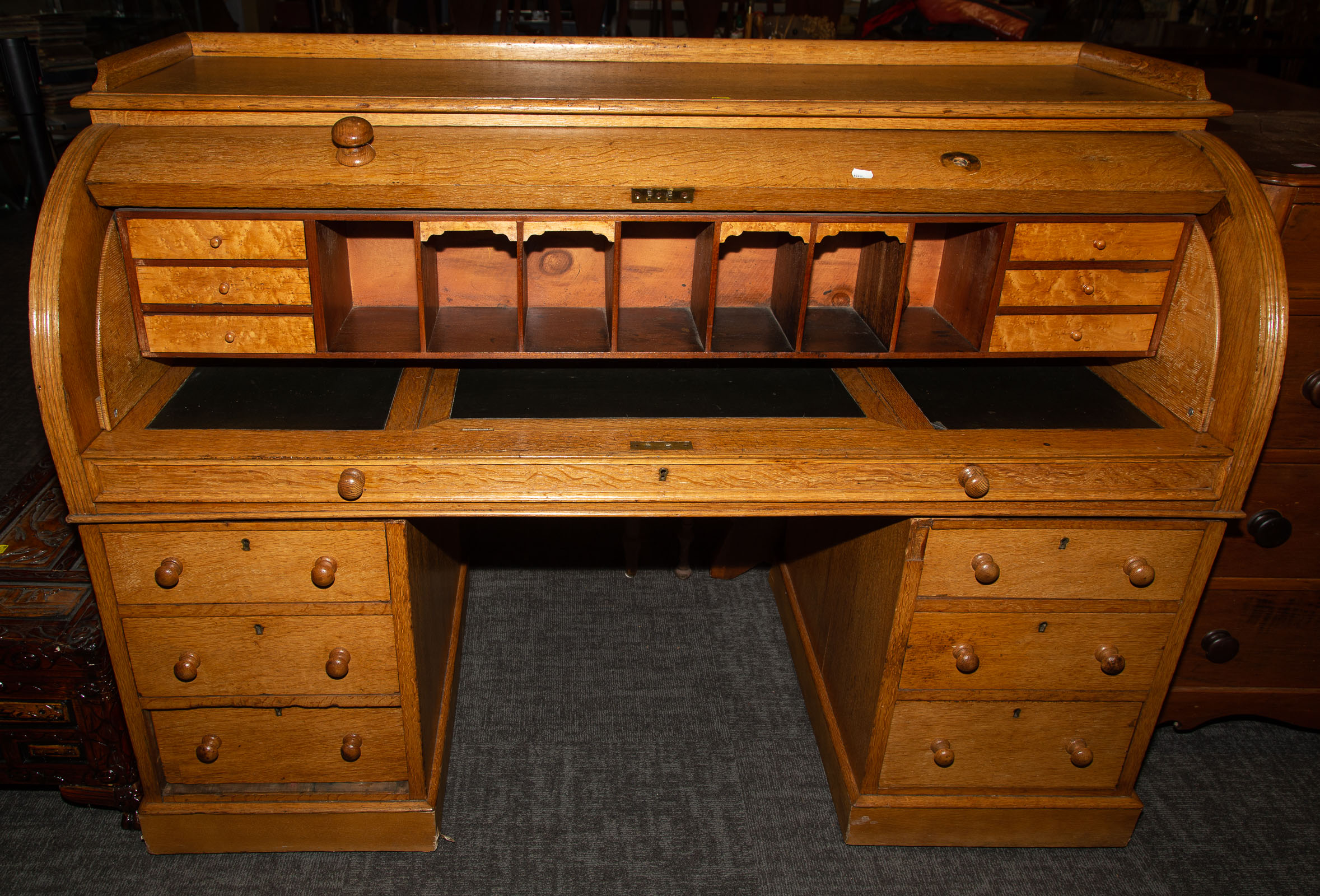 VICTORIAN OAK CYLINDER DESK English  289cde