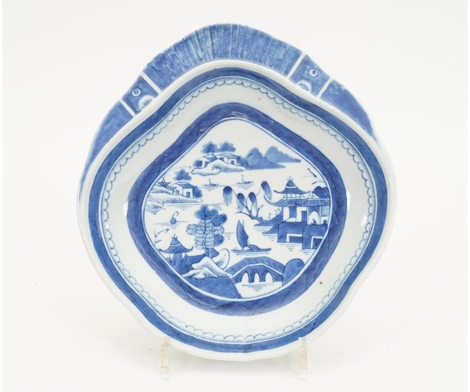 Chinese Canton blue and white porcelain 289e64