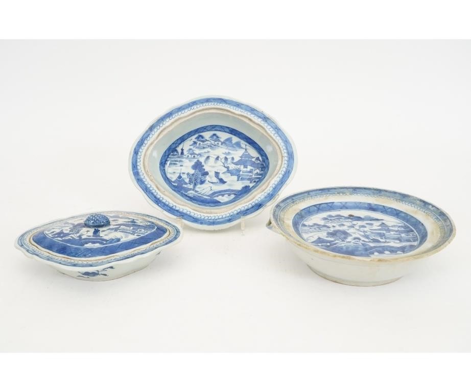 Two Chinese Canton blue and white 289e6a