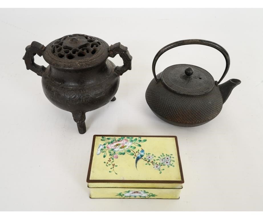 Asian cast iron incense burner  289e7d