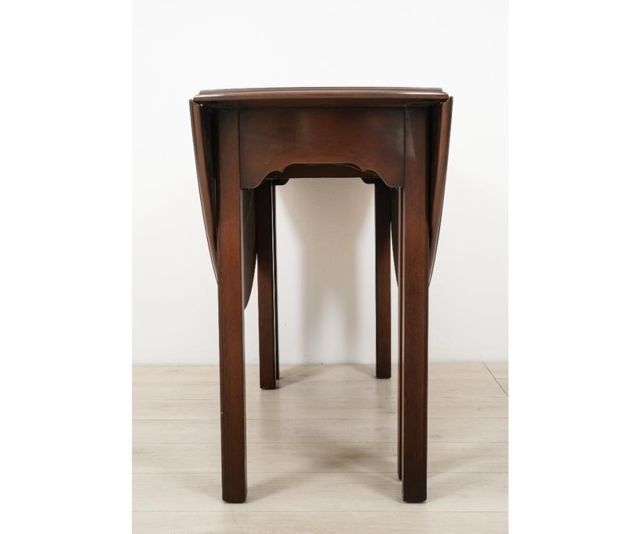 Kittinger Chippendale style mahogany 289e95