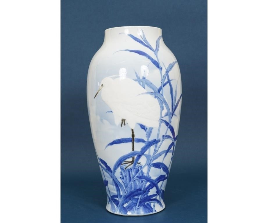 Large Japanese porcelain urn decorated