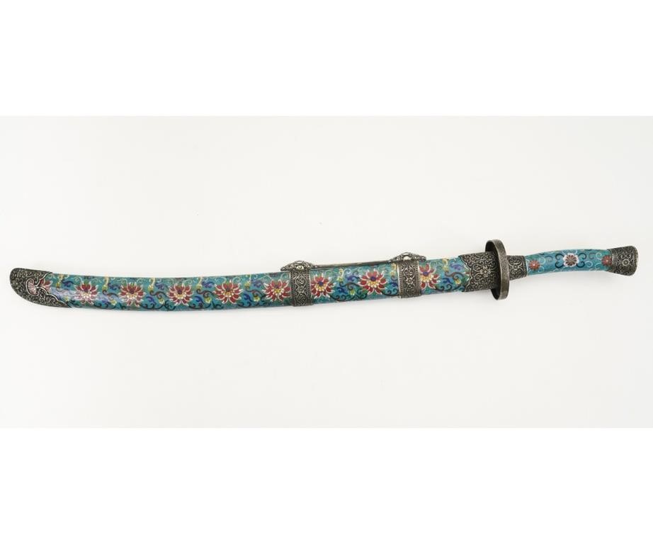 Fine Chinese ceremonial cloisonne 28a043