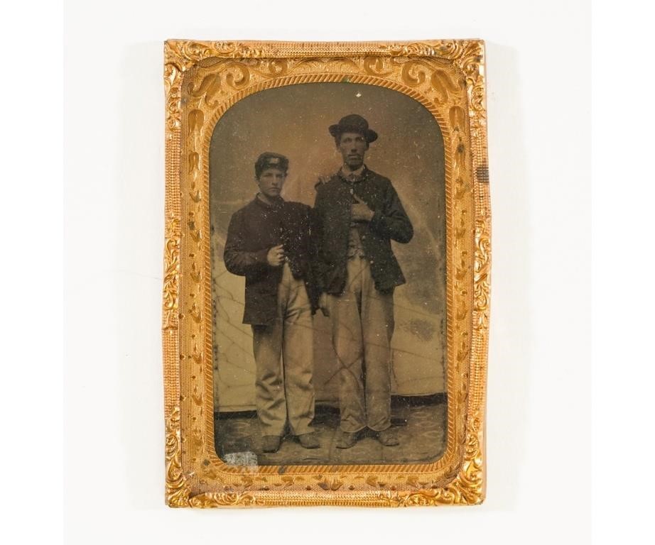 Tintype of two Civil War soldiers,