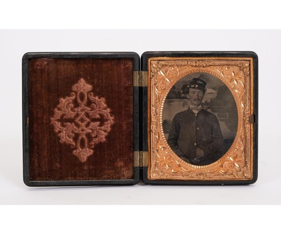 Tintype of a Union Civil War soldier 28a195