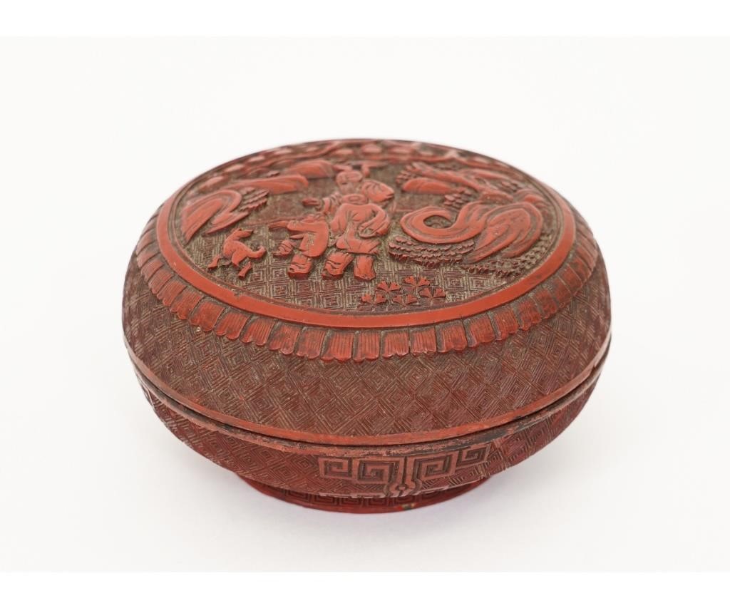 Chinese red cinnabar carved round 28a380