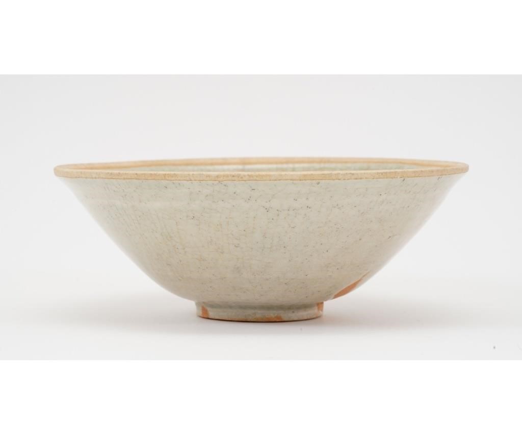 Green glazed ceramic bowl, Song