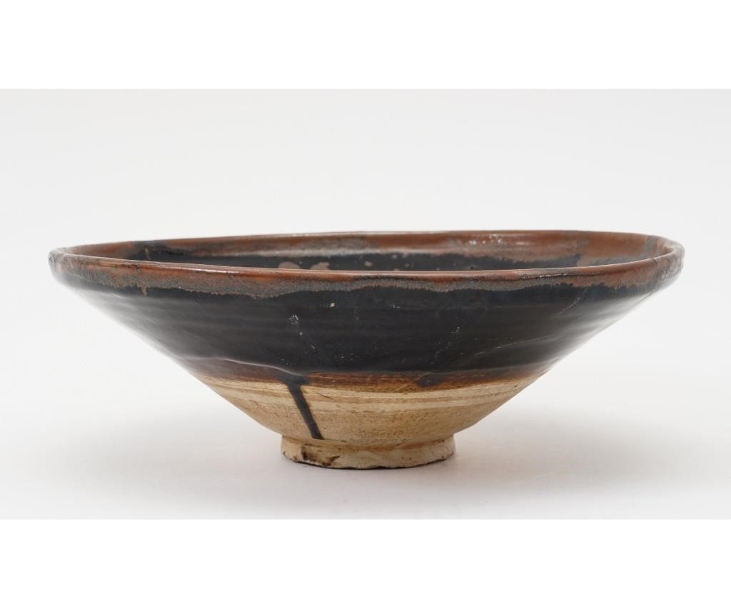 Chinese Northern blackware deep 28a4d4