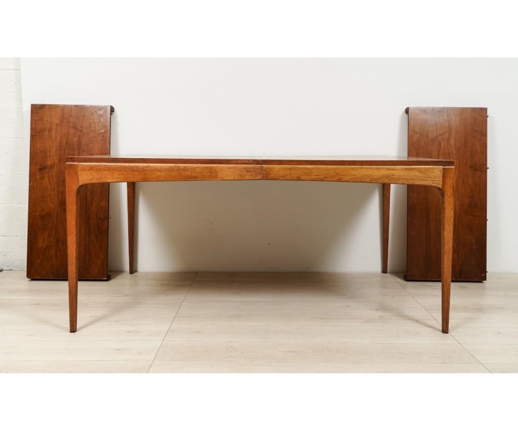 Mid century modern Danish style 28a611