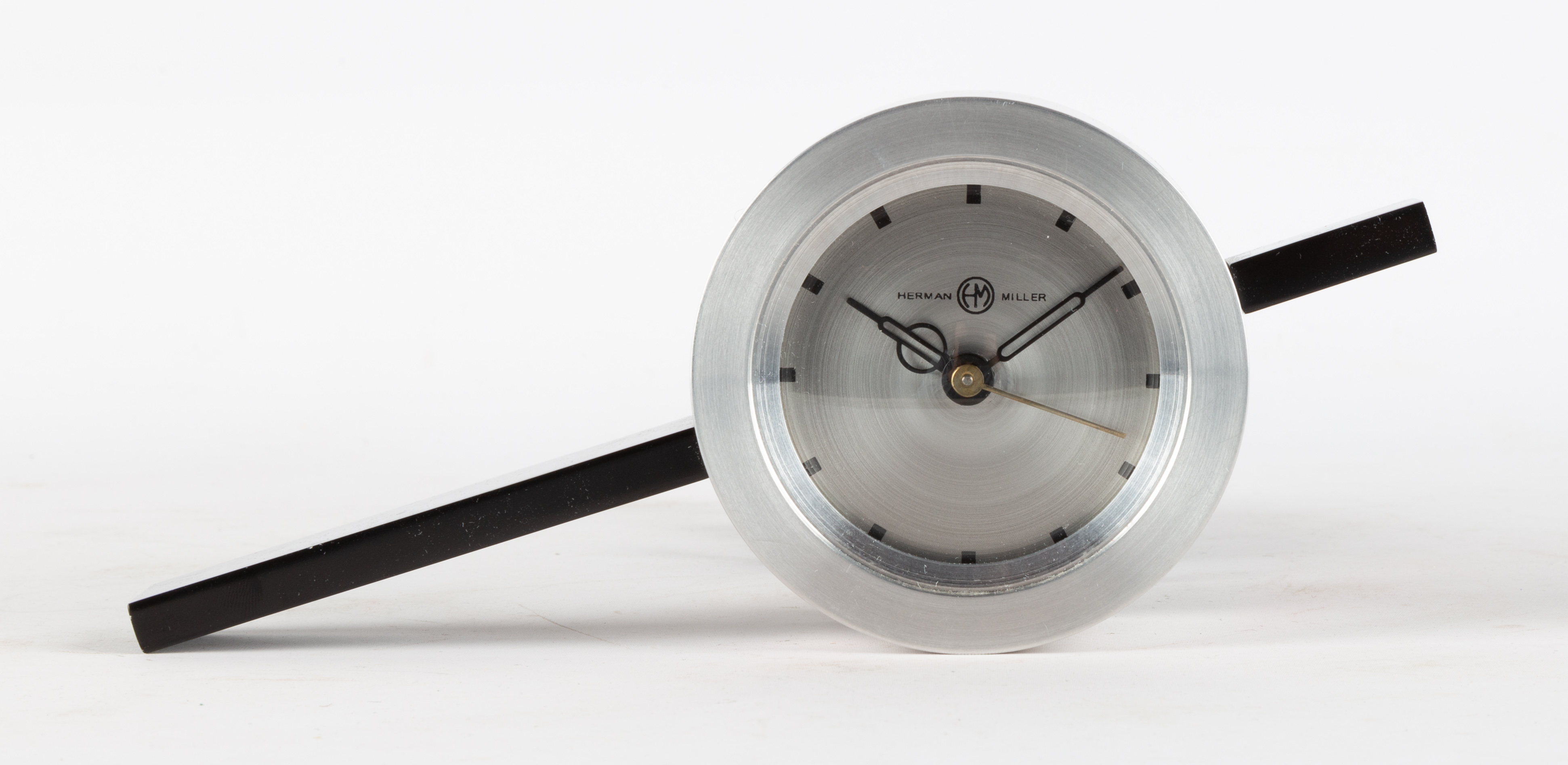 CLOCK 6351 GILBERT ROHDE STYLE