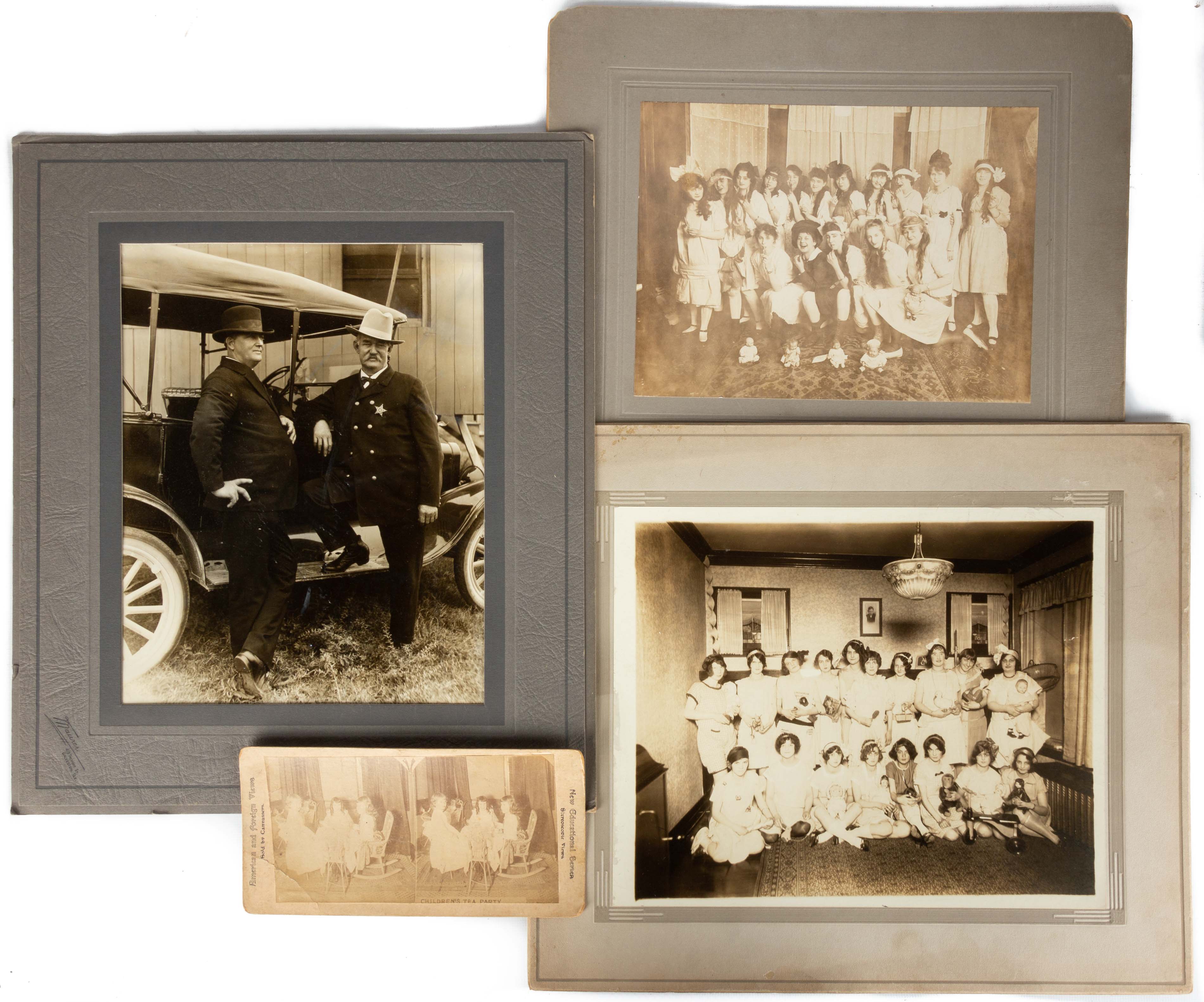 GROUP OF ANTIQUE PHOTOGRAPHS Group