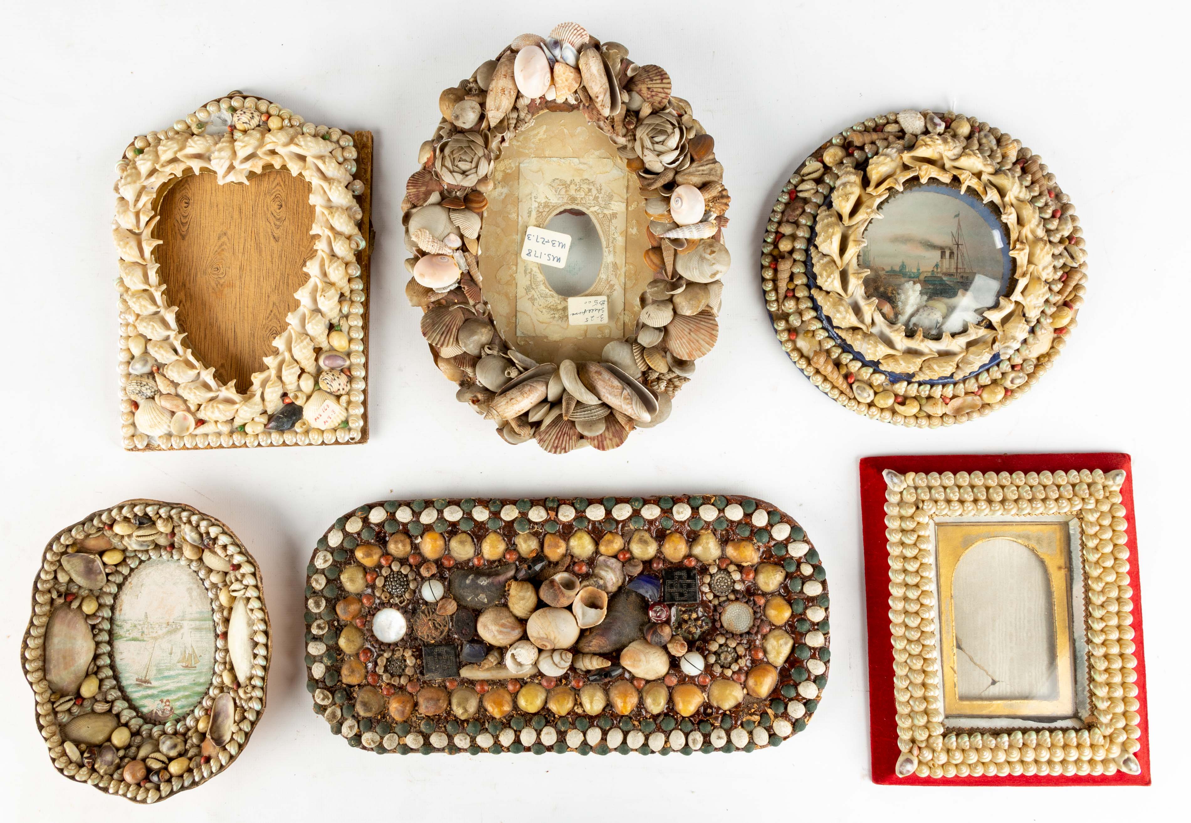ANTIQUE SHELL ART PICTURE FRAME
