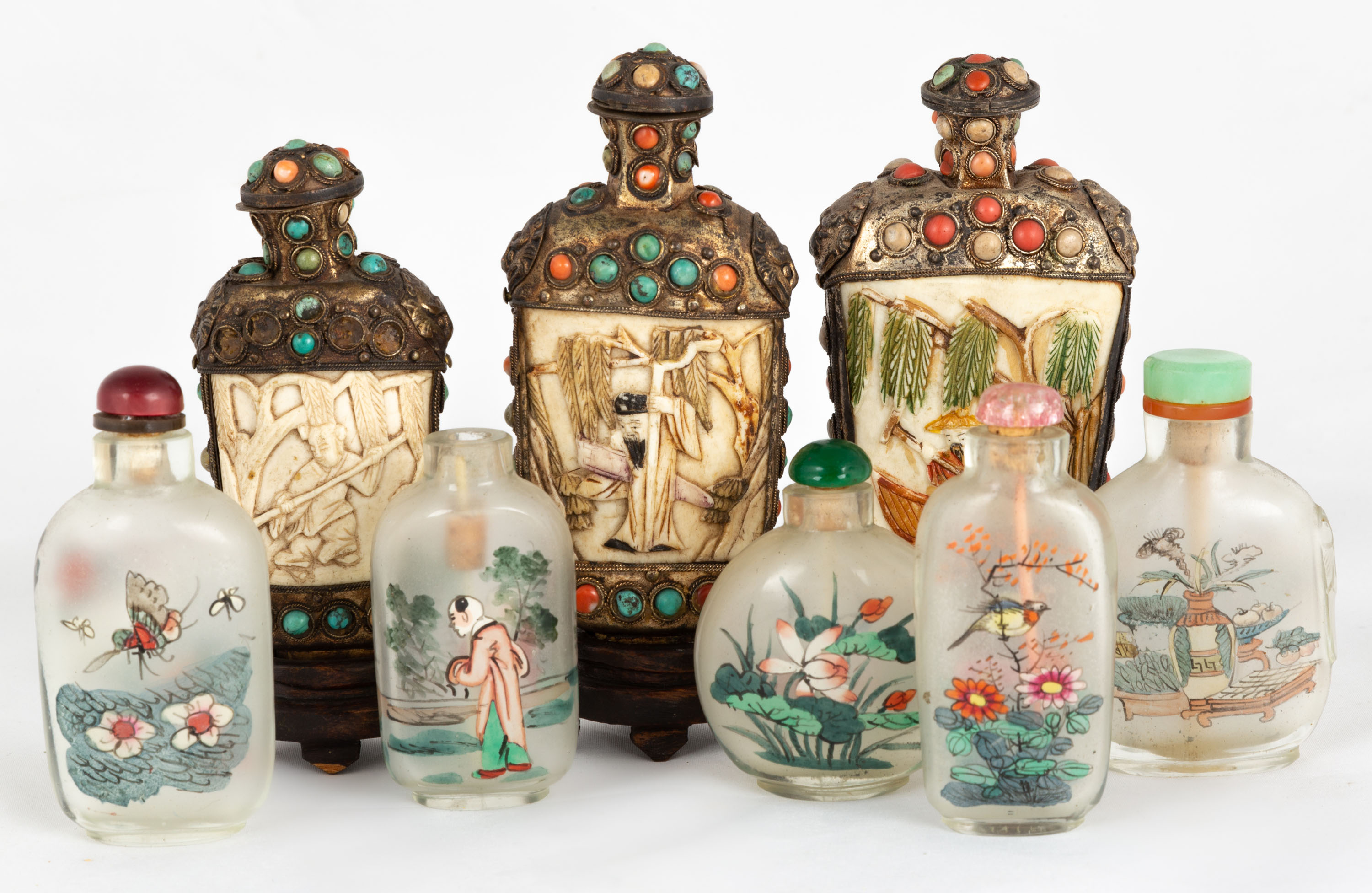 VARIOUS CHINESE SNUFF BOTTLES Various 28d3f0