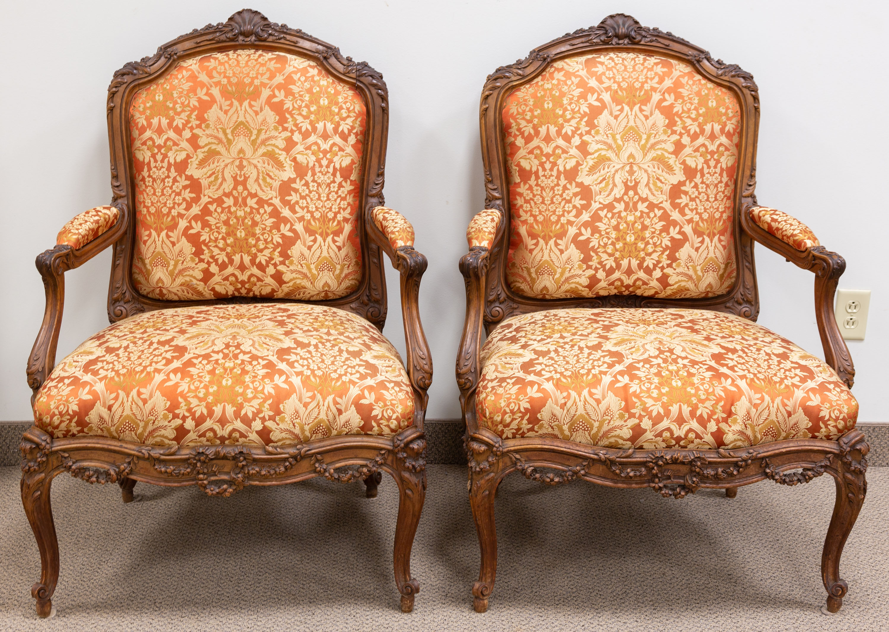 PAIR OF FRENCH ROCOCO ARM CHAIRS 28d4d9