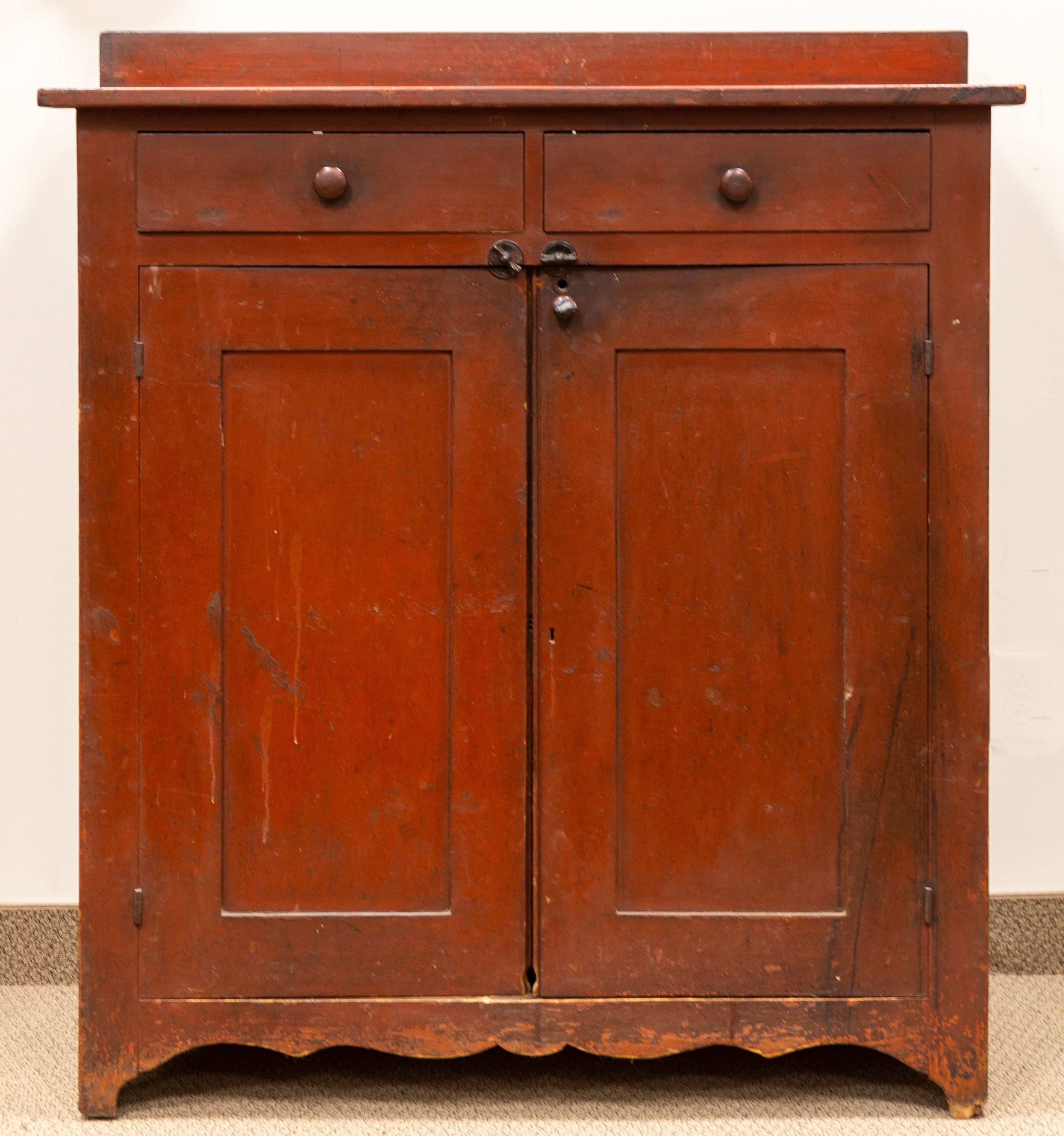 19TH CENTURY RED PAINTED CABINET 28d52a
