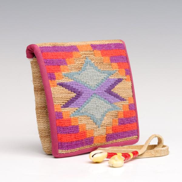 NEZ PERCE CORN HUSK BAG WITH WOOL YARN