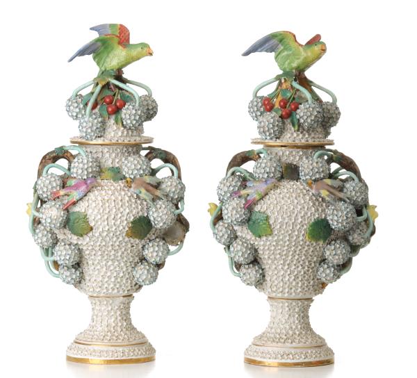 A PAIR 19TH C. FRENCH PORCELAIN SNOWBALL