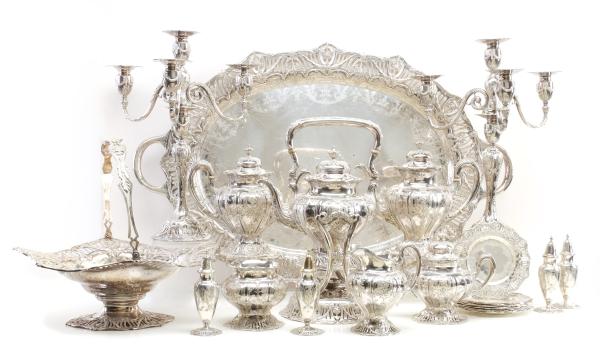 AN IMPRESSIVE 23 PIECE STERLING 28e334