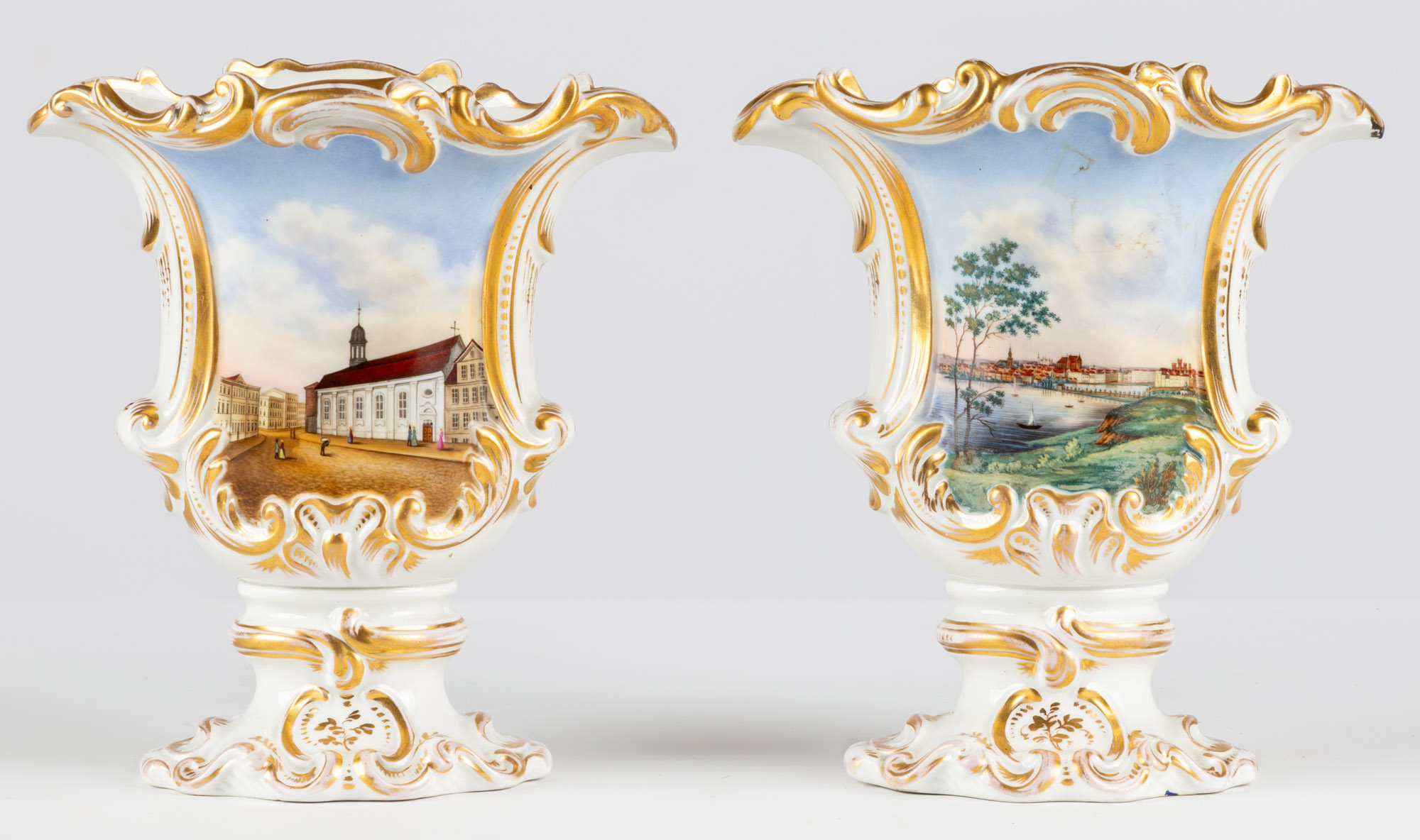 PAIR OF GERMAN RUSSIAN PORCELAIN 28be23