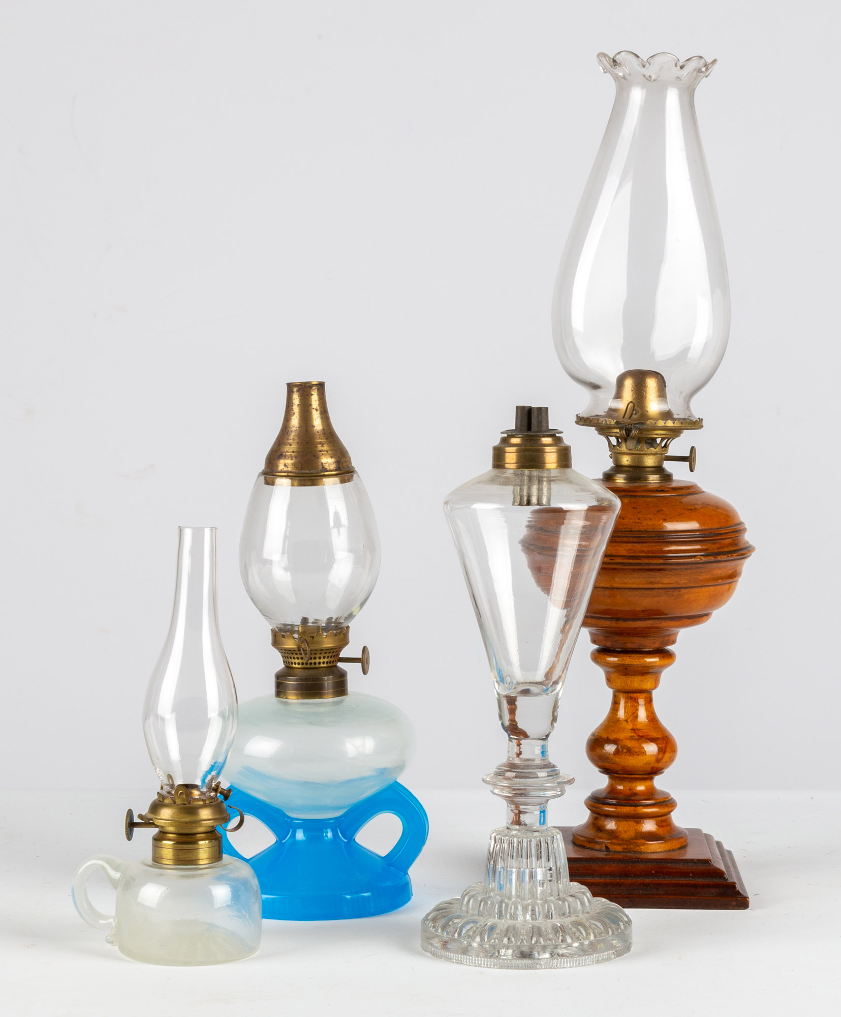 (4) OIL & WHALE OIL LAMPS 1820-1880.