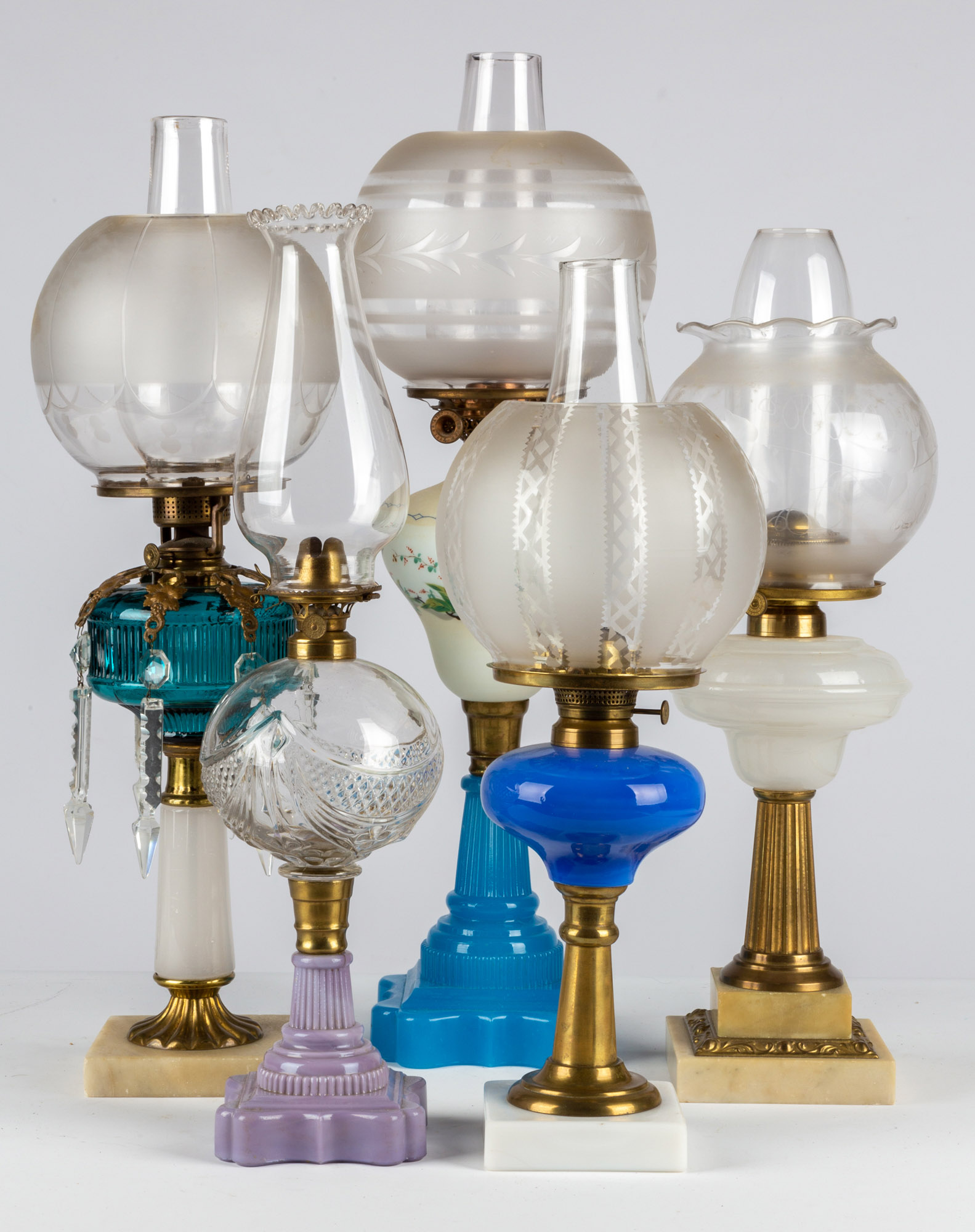 (5) VARIOUS GLASS OIL LAMPS All