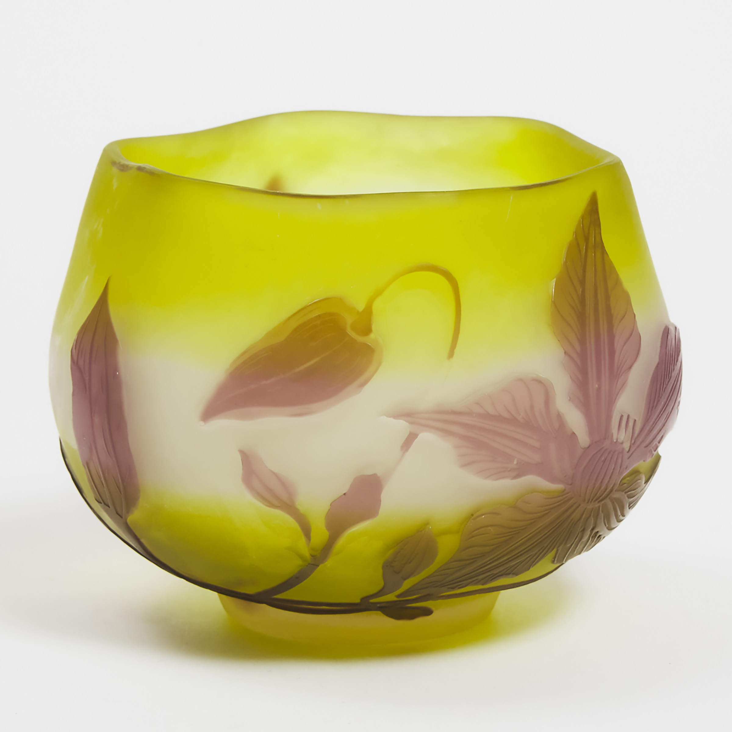 Gall Clematis Cameo Glass Vase  28bf09