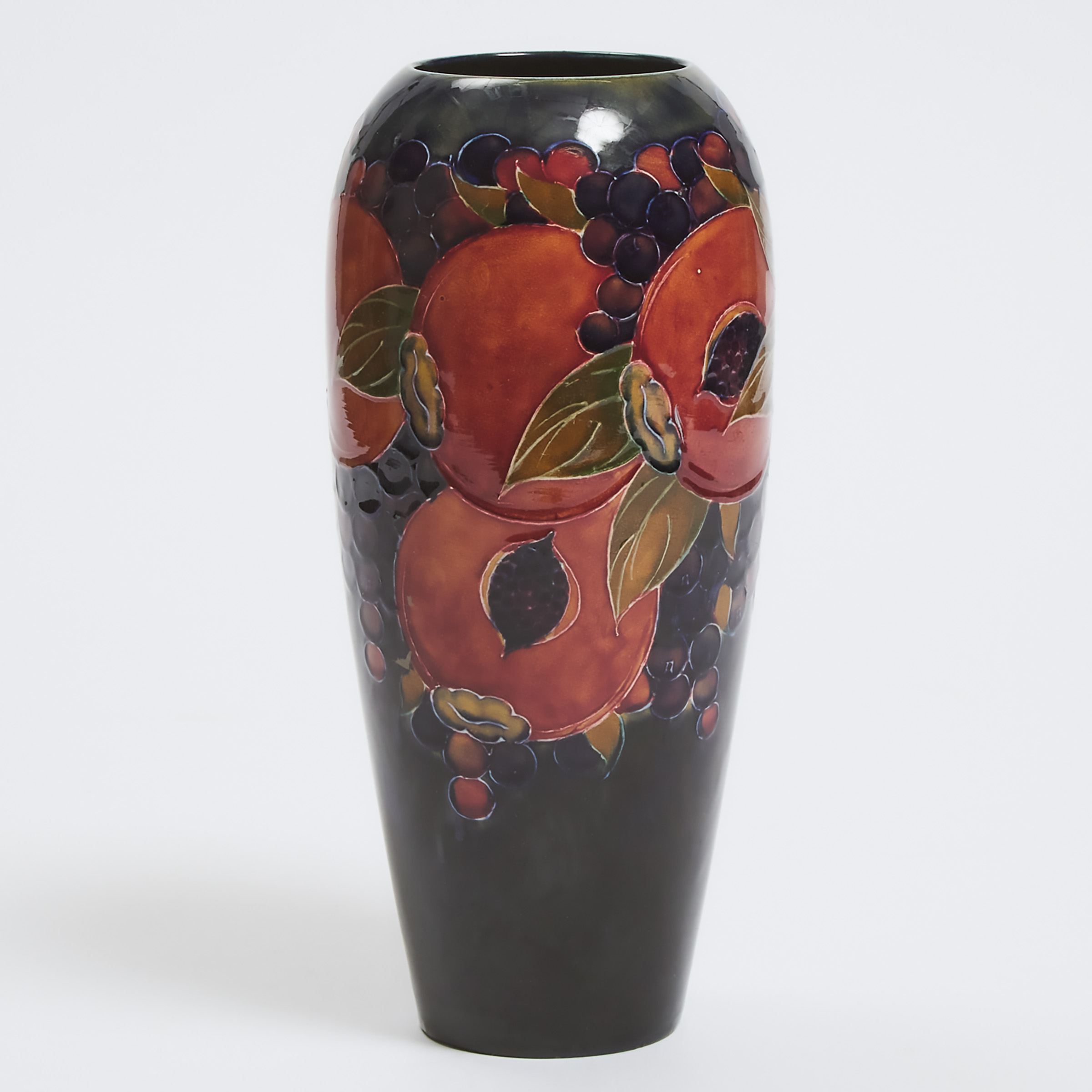 Moorcroft Pomegranate Vase c 1916 18 28bf3a