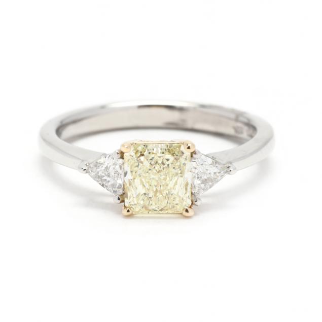 GOLD AND PLATINUM DIAMOND RING 28c35e