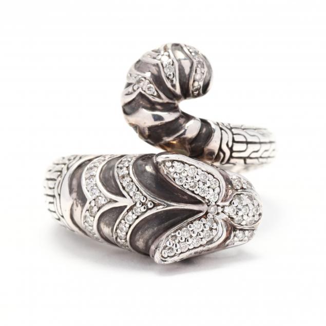 STERLING SILVER AND DIAMOND MACAN 28c489