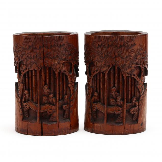 A PAIR OF CHINESE CARVED WOODEN